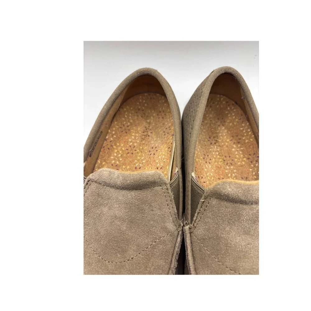 Revitalign Womens Siesta Suede Loafers Taupe Perforated Slip On Shoes Size 6.5 D